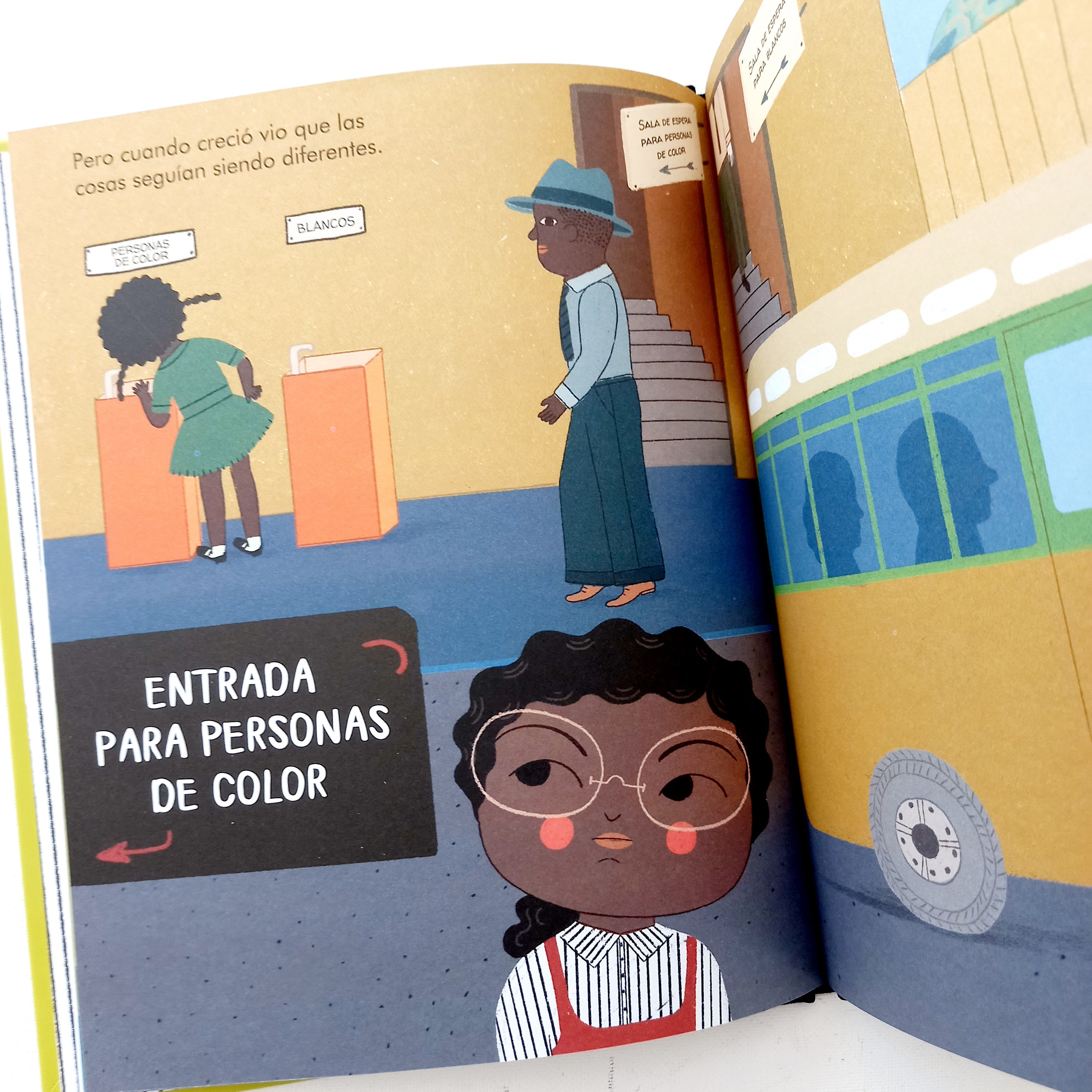 Rosa Parks. Pequeña y grande Rosa Parks. Pequeña y grande